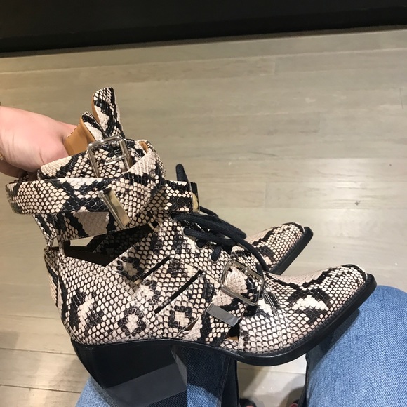 Chloe Rylee boot - Picture 4 of 4